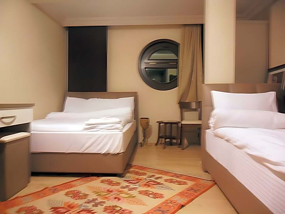 Hotel Kent Ani