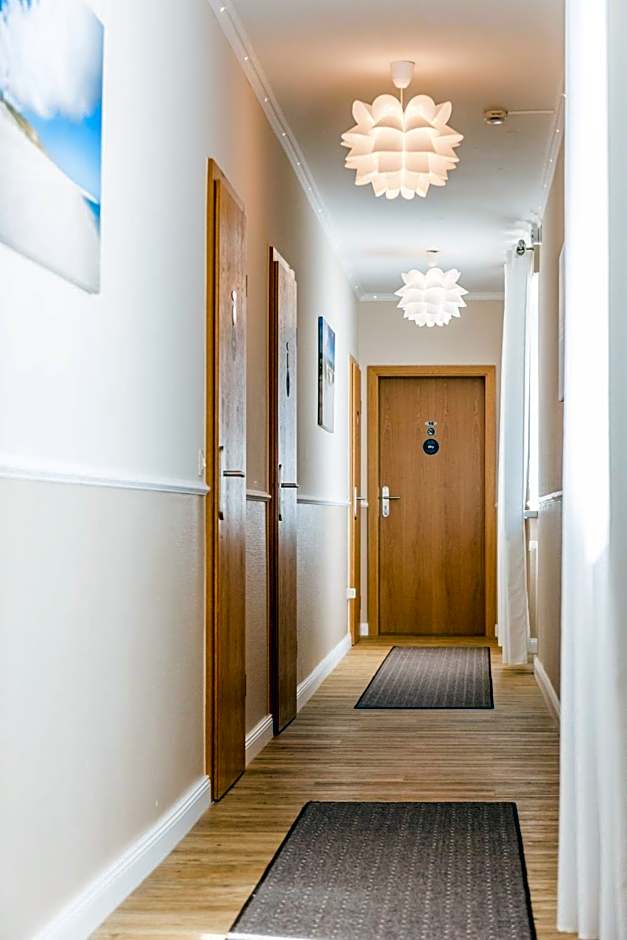 Schäfers Hotel, Self-Check-in, Cafe und Bäcker am Hotel