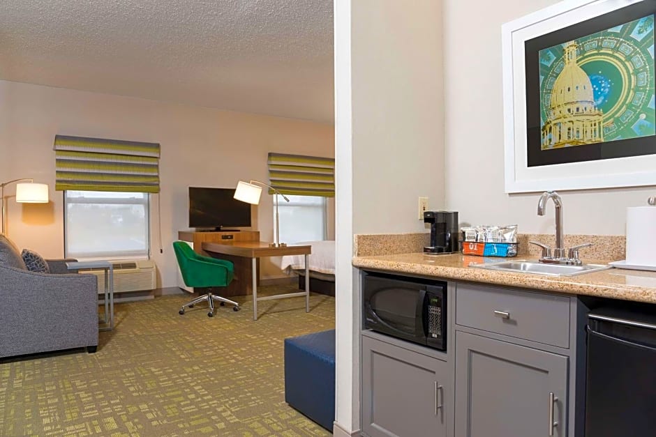 Hampton Inn By Hilton & Suites East Lansing/Okemos