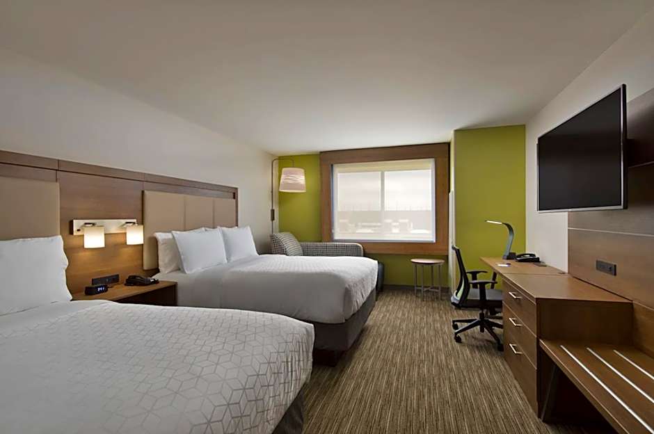 Photo 1 of 3 of Standard 2 Queen Beds, Accessible
