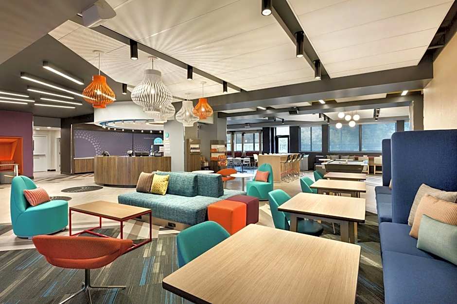 Tru by Hilton St. Charles St. Louis, MO