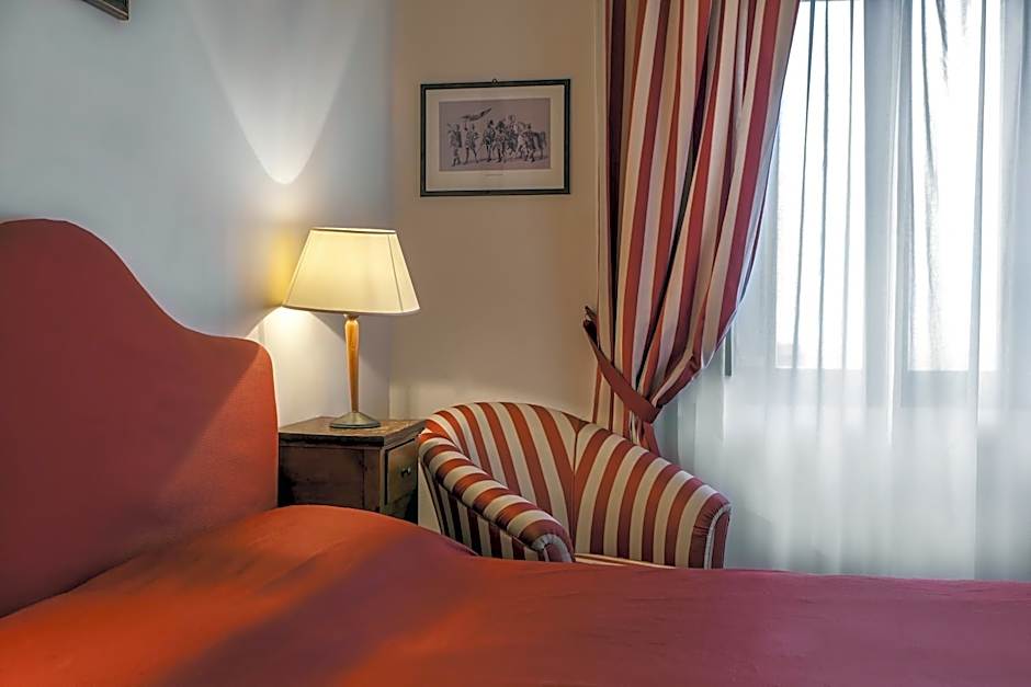 Il Chiostro Del Carmine