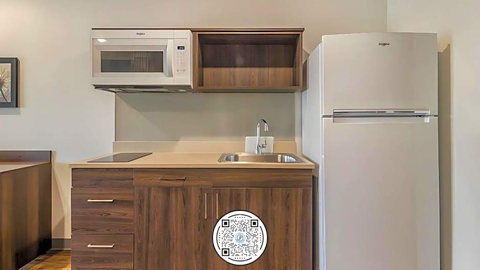WoodSpring Suites Downers Grove - Chicago