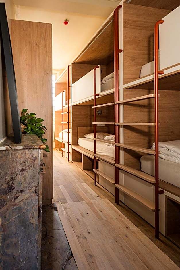 CENTRAL Hostel La Rochelle Centre