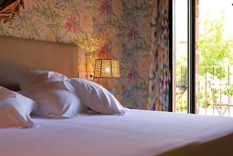 Deluxe Double Room with Terrace