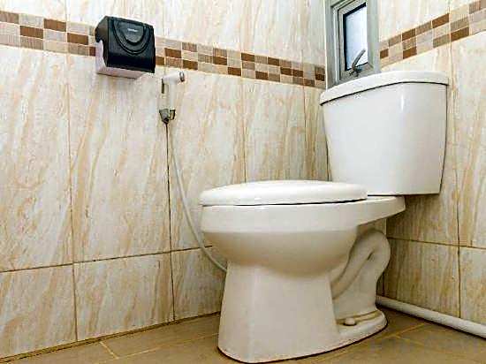 RedDoorz Plus @ Surapati 2