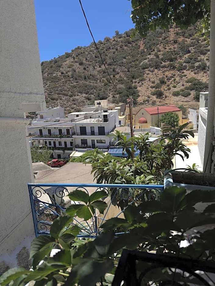 Argiro's apartment at Agia Galini