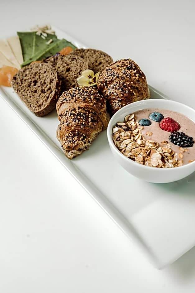 Longevity Health & Wellness Hotel - Adults Only