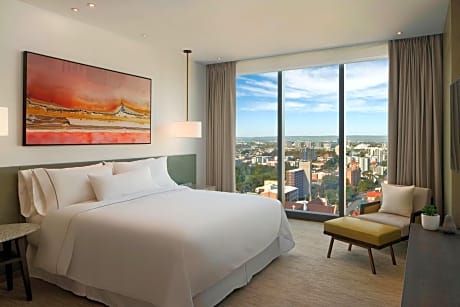 One-Bedroom Suite with City View