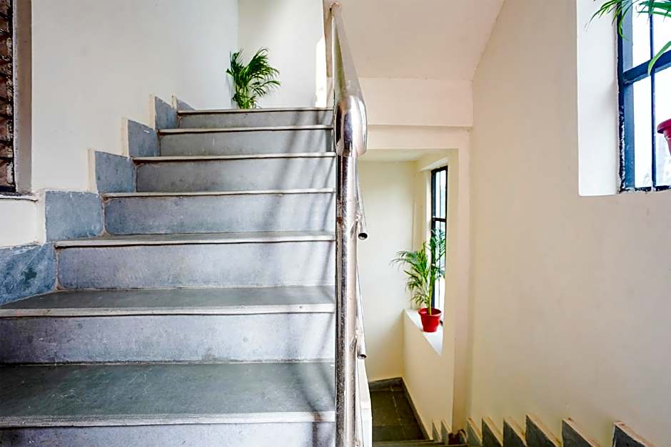 Hotel O SUNRICH HOTEL LODGING AND BOARDING