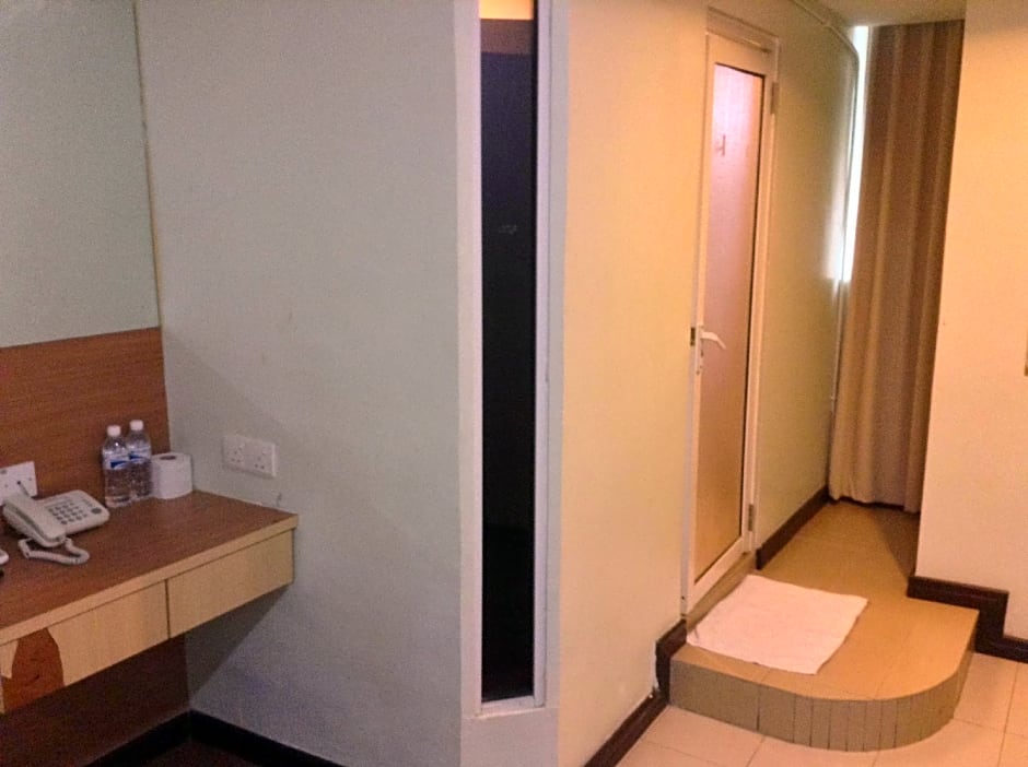Maxim Hotel Kota Kinabalu