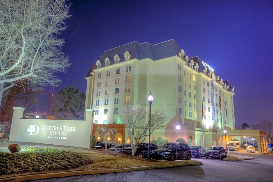 DoubleTree Suites by Hilton at The Battery Atlanta