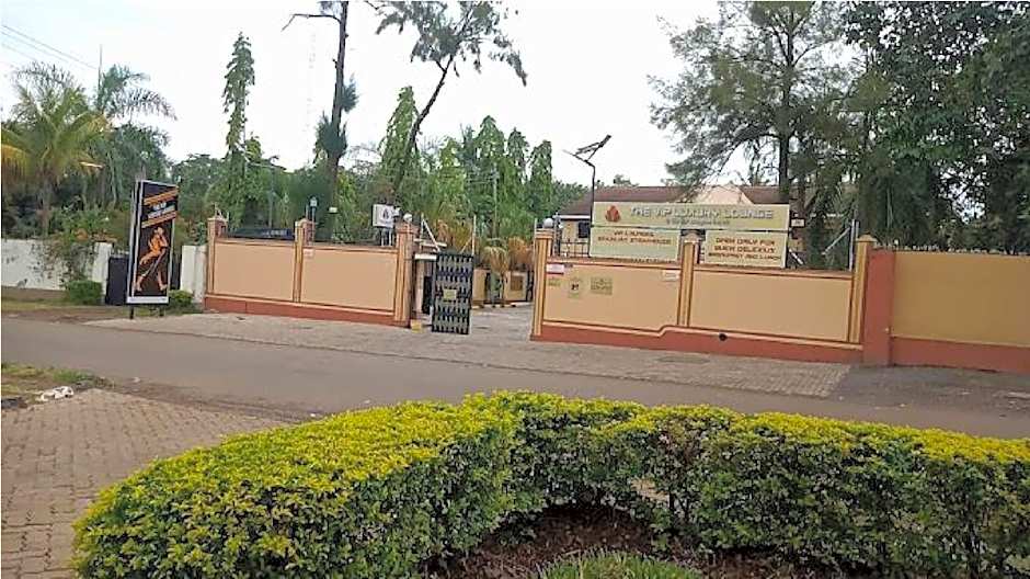 The VIP Luxury Lounge