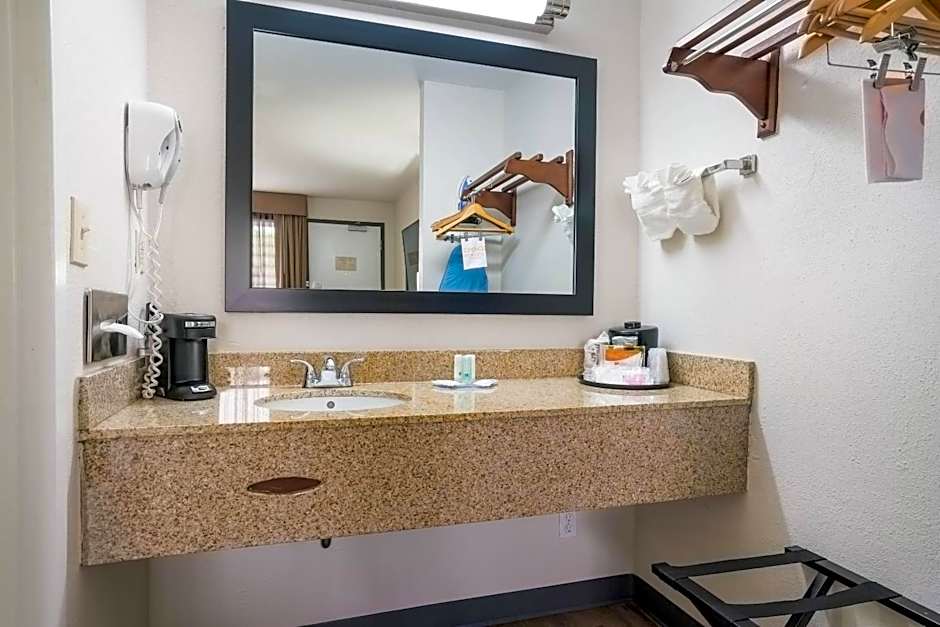 Quality Inn Greenville