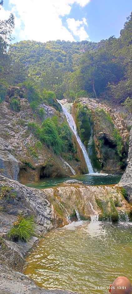 Malathro Olympus Guest House