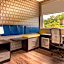 GLo Best Western Asheville-Blue Ridge Parkway