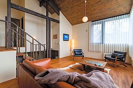 Tahoe Lodge by H2 Life