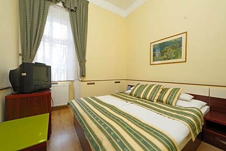 Economy Double Room - Ground Floor