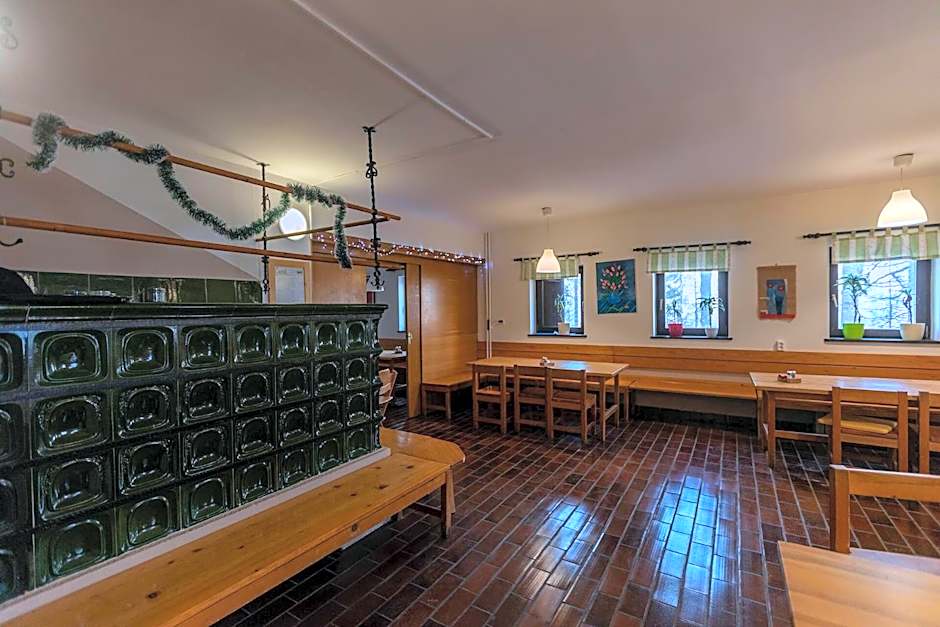 Erjavčeva mountain hut at Vršič pass