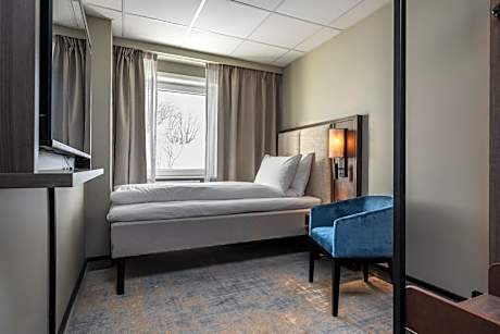 Large Single Room