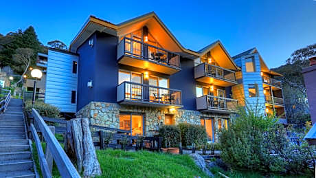 Snowgoose Apartments