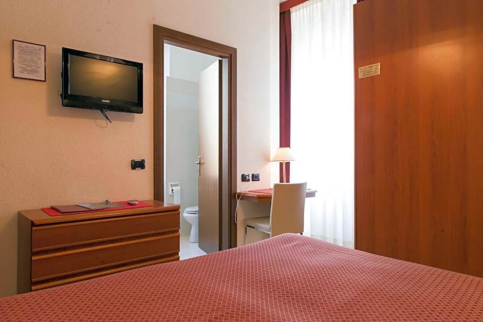 Atana Hotel