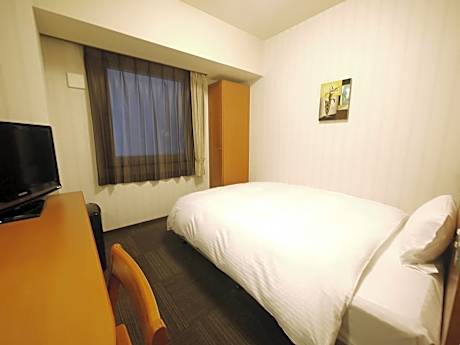 Single Room - Non-Smoking