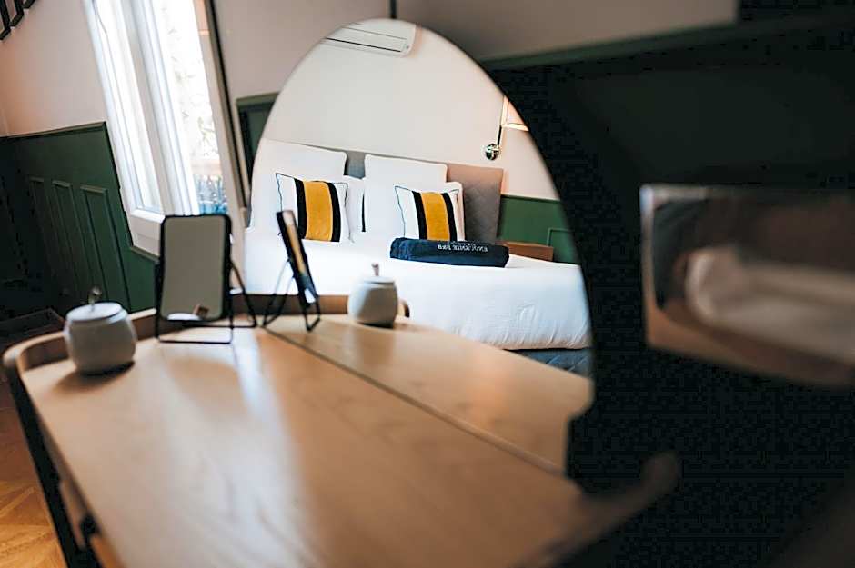 La Belle Endormie B&B French Guest house