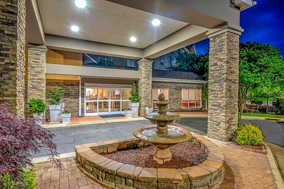 Holiday Inn Express Chapel Hill By IHG