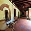 Hotel Siglo XVII Art Gallery
