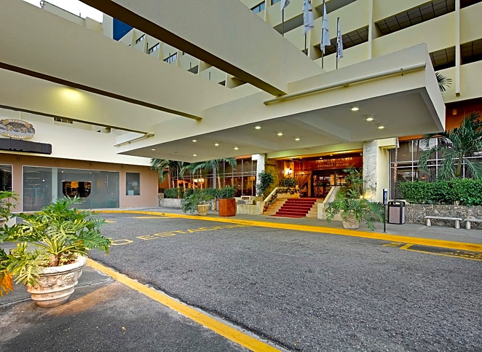 Dominican Fiesta Hotel