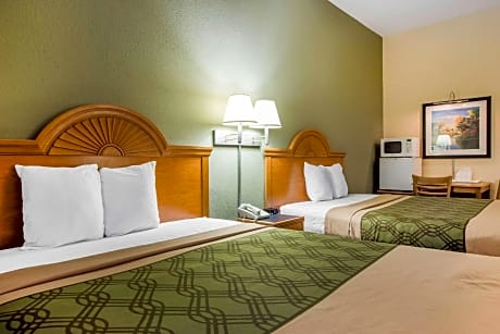 Queen Room with Two Queen Beds - Non-Smoking