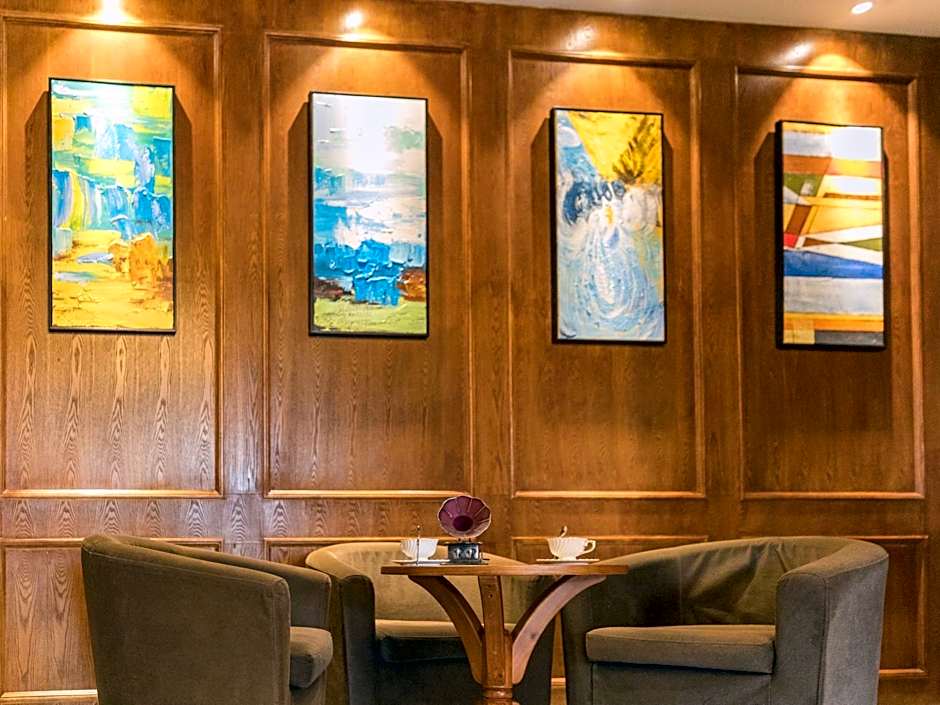 James Joyce Coffetel Qufu Tourist Center Gulou Street Sankong Scenic Spot