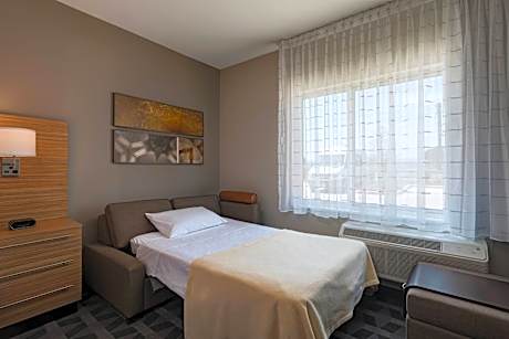 One-Bedroom Suite