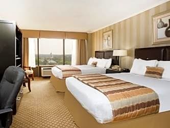 Ramada Hotel & Conf Center by Wyndham Augusta Downtown