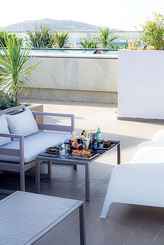 DIAGONAL HOTEL