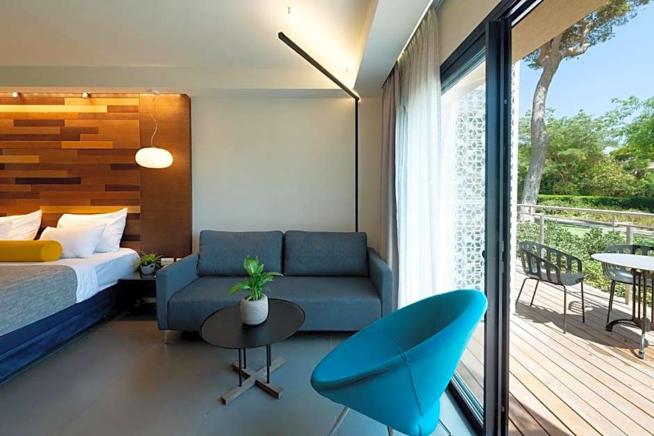 Shefayim Kibbutz Hotel