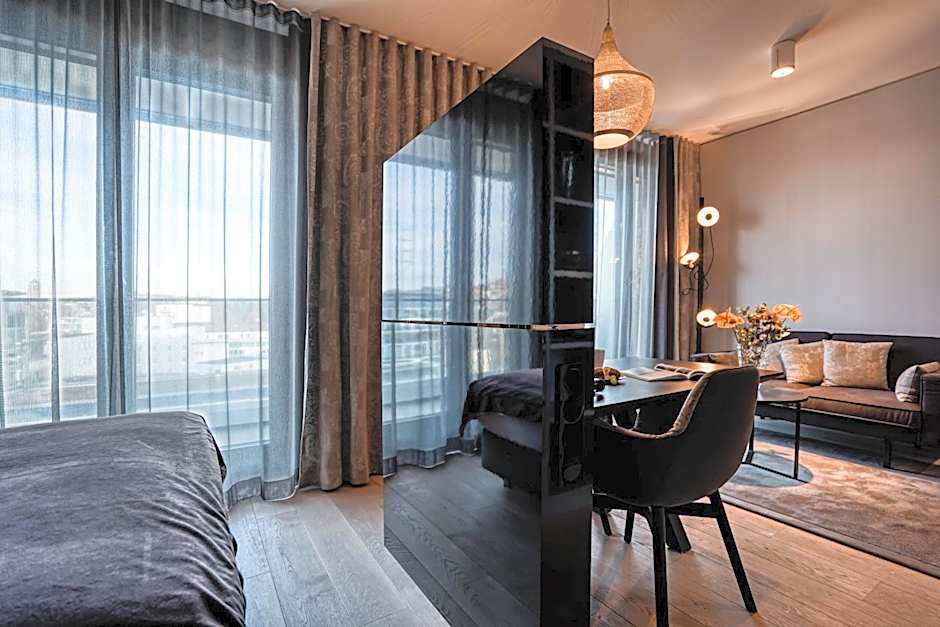 CLOUD No7 APARTMENTS - The Original