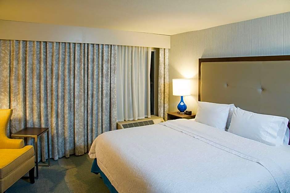 Hampton Inn By Hilton And Suites Jackson-Coliseum