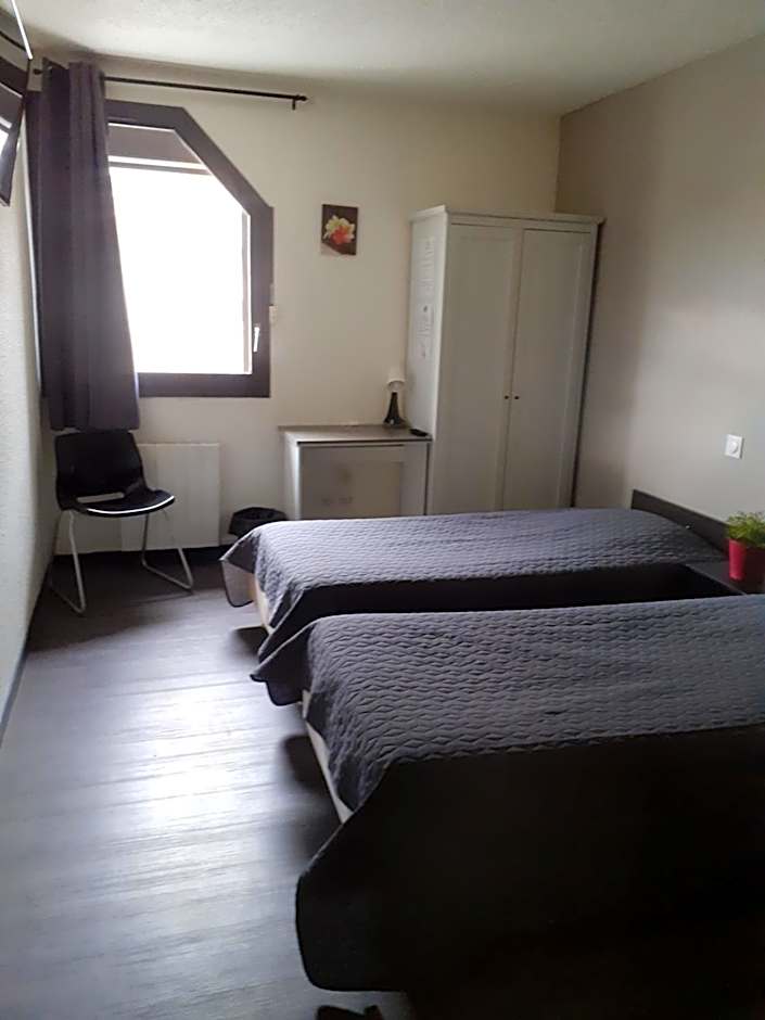 Photo 1 of 5 of 2 Beds