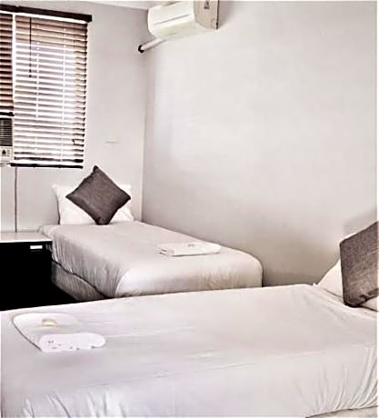 Comfort Twin Room