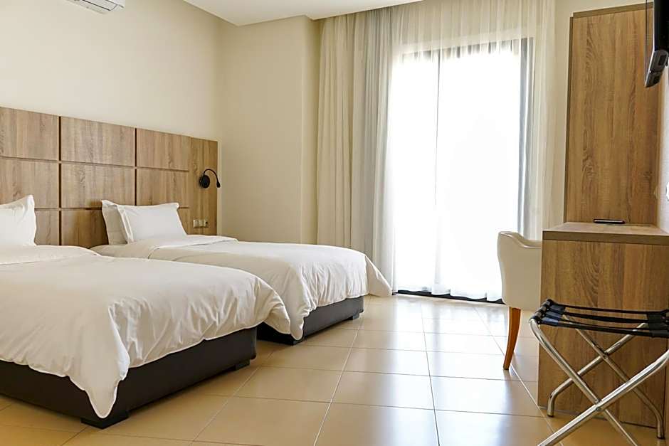 Hotel El Djenina