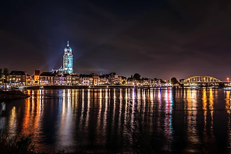 Kleinschalig Hostel in Deventer, centrum stad, aan de IJssel,