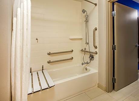 1 King Standard Comm Mobil Access Tub