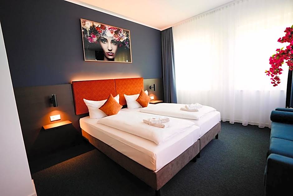 Arthotel Ambassador Wiesbaden - FREE PARKING