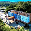 Holiday Inn Express & Suites Cross Lanes By IHG