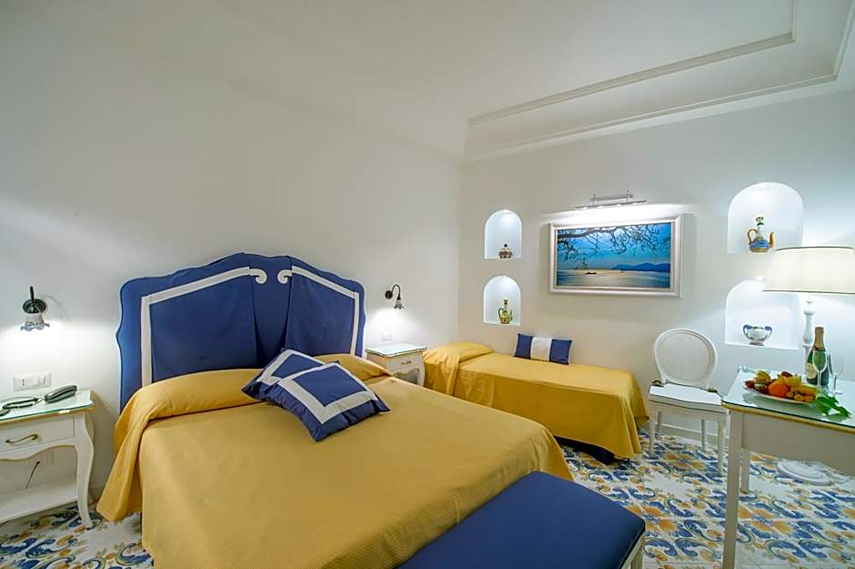 Photo 1 of 31 of Superior Triple Room with Balcony and Sea View