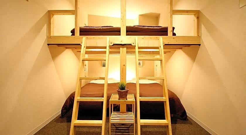 Osaka Guesthouse Nest