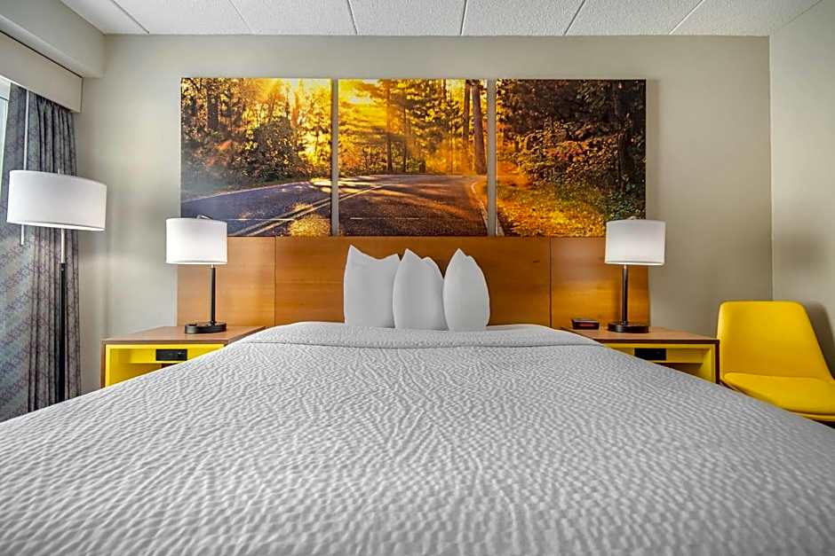 Days Inn by Wyndham International Falls