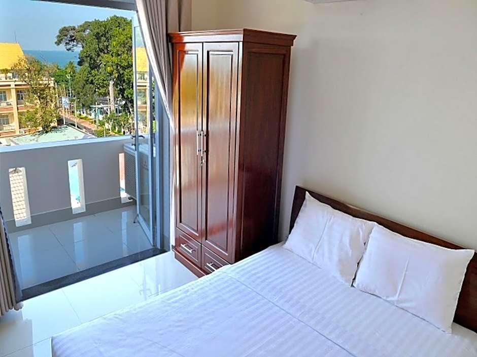 Lotus Apartment Hotel